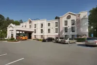 Best Western Plus Richmond Hill Inn Отели в г. Ричмонд Хилл