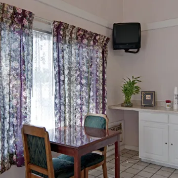 Travel Inn Buford - Mall of Georgia