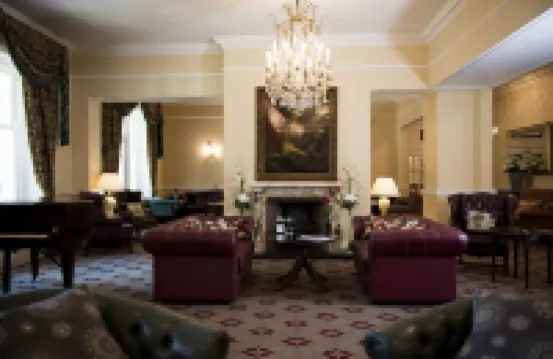 Norfolk Royale Hotel