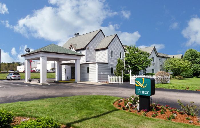 Residences at Solomon Pond