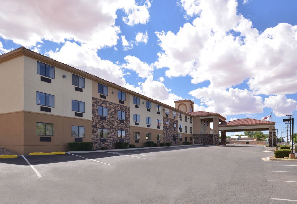 Clarion Inn Page - Lake Powell Exterior