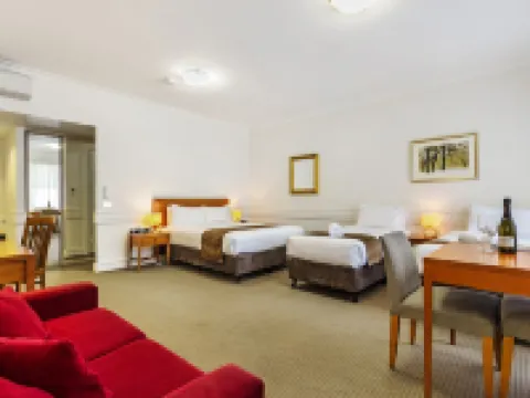 Beaumont Kew Hotels in Kew