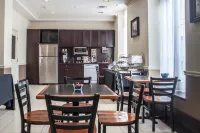 The Champlain Waterfront Hotel Ascend Hotel Collection - breakfast