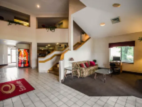 Super 8 by Wyndham Jasper Hotels in Jasper