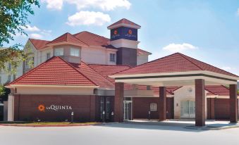 La Quinta Inn & Suites by Wyndham Dallas Plano West