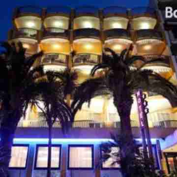 Hotel Canguro Hotel Exterior