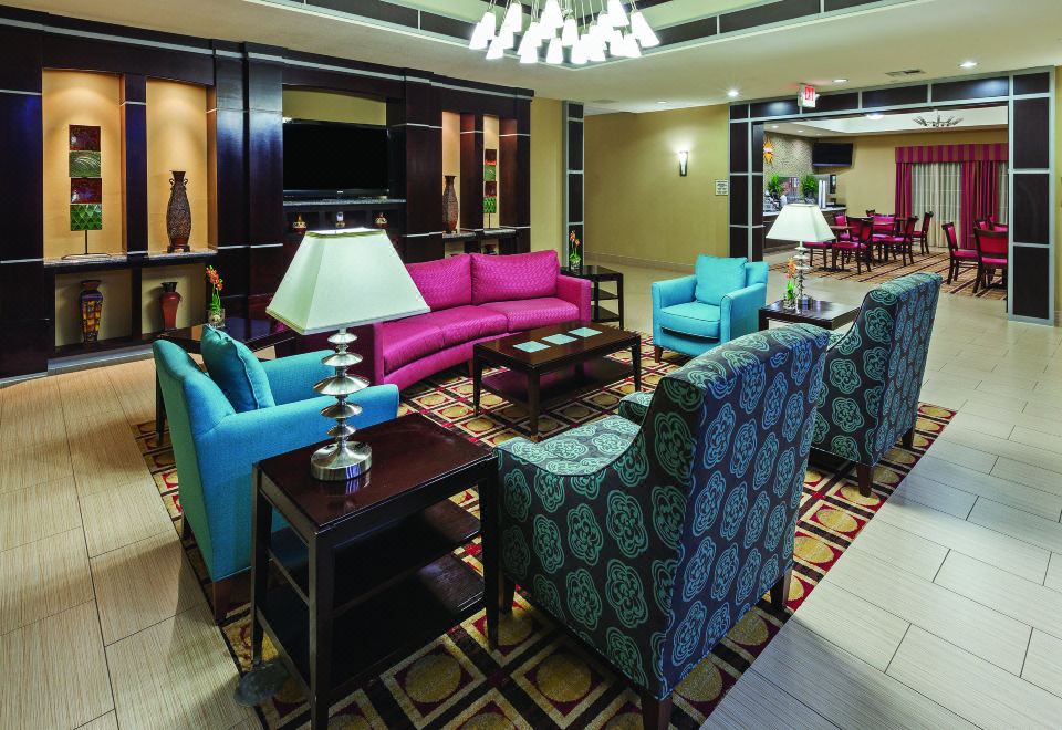 Comfort Inn & Suites Cleveland Breakfast