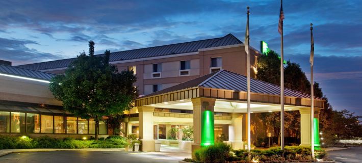 Holiday Inn & Suites CHICAGO-CAROL STREAM (WHEATON) by IHG Hotele w: DuPage County