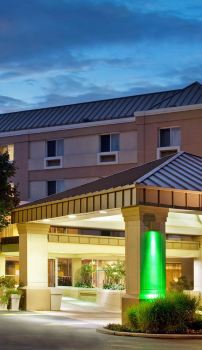 Hotels in Carol Stream, IL  Holiday Inn & Suites Chicago-Carol Stream  (Wheaton)