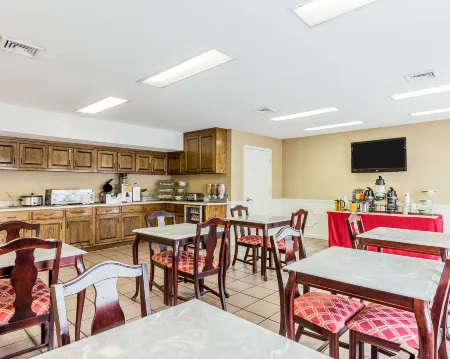 Quality Inn Trussville I-59 Exit 141