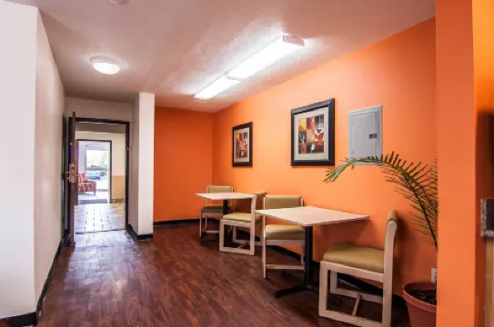 Econo Lodge Corvallis Near University