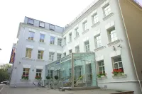 Ratonda Centrum Hotels Hotels near Gediminas Avenue