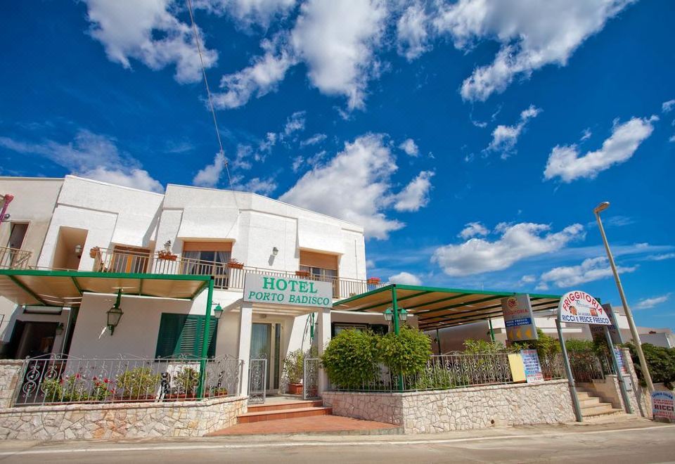 Hotel Porto Badisco - Housity