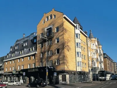 Home Hotel Plaza Hotels near Lasse Jönsson ServiceCenter AB