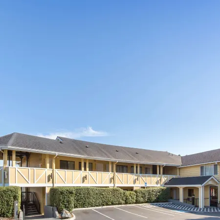 Global Inn