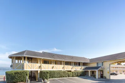Global Inn Hotels near McCullough Memorial Bridge