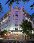 NH Collection Gran Hotel Các khách sạn gần Museo Pablo Gargallo