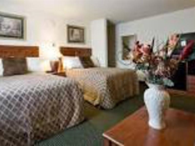 Best Western John Muir Inn