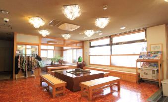 Hanamiya Ryokan