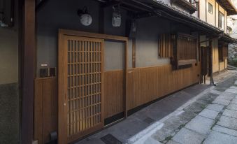 Bonbori an Machiya House