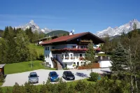B&B Landhaus Vierthaler Hotels in Annaberg-Lungotz