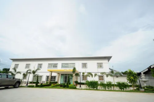 Montara Hotel & Resort Korat Hotels in Chaloem Phra Kiat