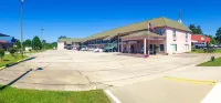 Garden Inn & Suites