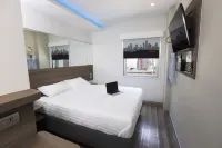 Red Planet Cubao Aurora Boulevard