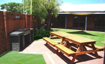 Dunsborough Inn Backpackers