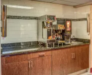 Prime Rate Inn - breakfast