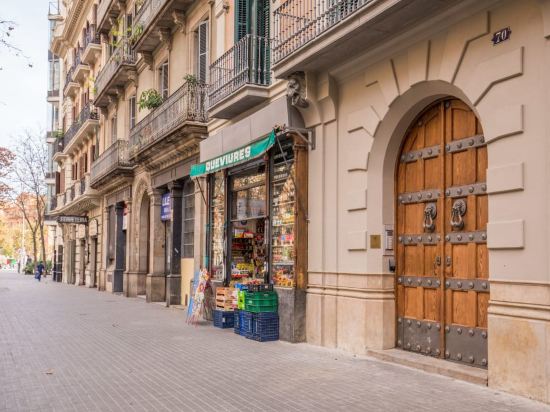 10 Best Hotels near La Perla Club, Barcelona 2022 | Trip.com