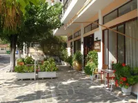 Hotel Inomaos Hotel di 