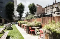 The Drayton Court Hotel Hotel di Ealing