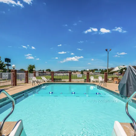 Quality Inn & Suites Mountain Home North