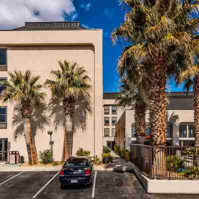 Hampton Inn St. George Hotel Exterior