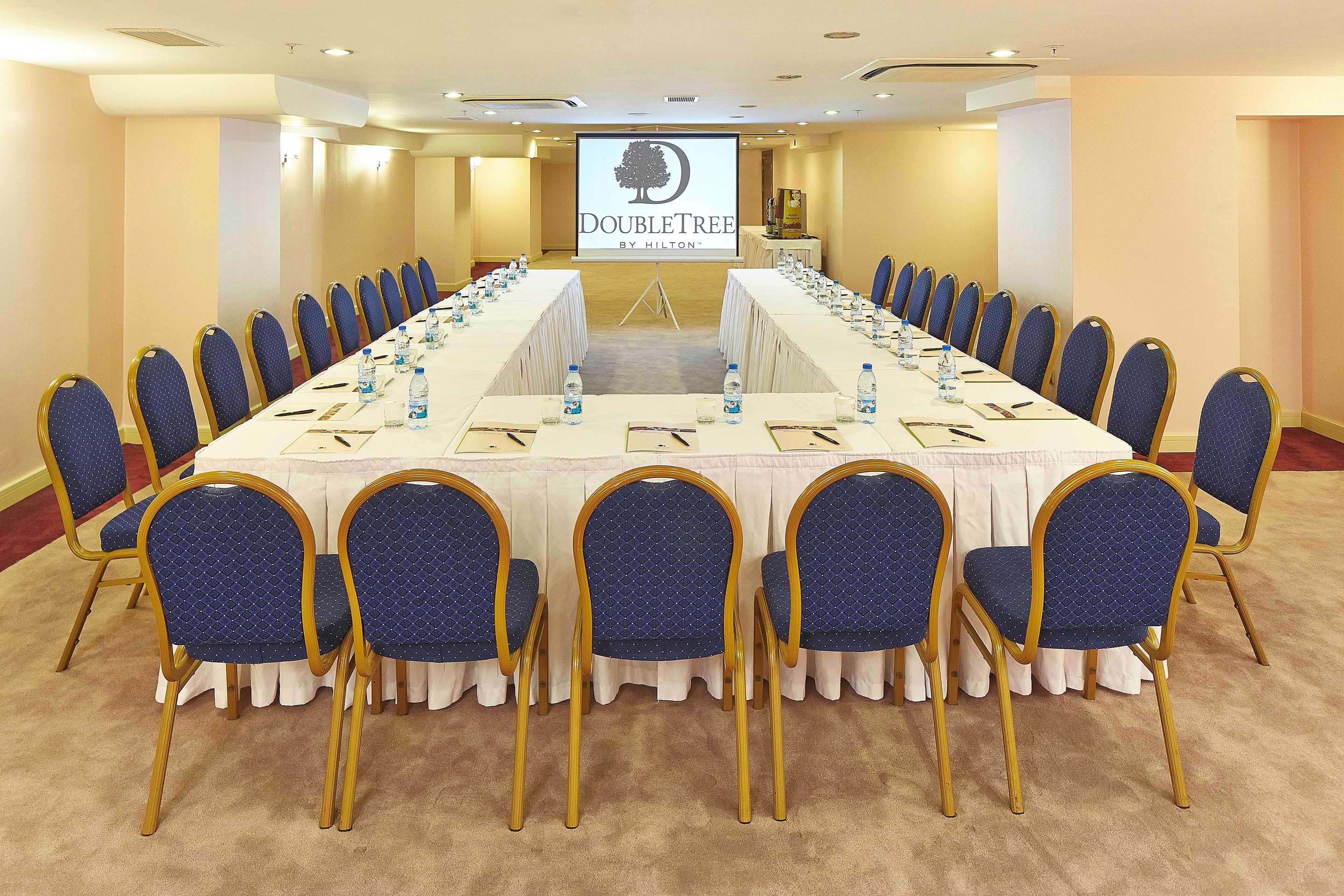 DoubleTree by Hilton Izmir - Alsancak