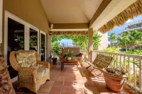 Sapphire Beach Resort