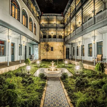 Golden Tulip Borjomi