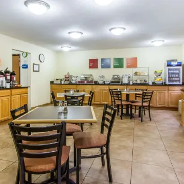 Quality Inn Macomb Near University Area