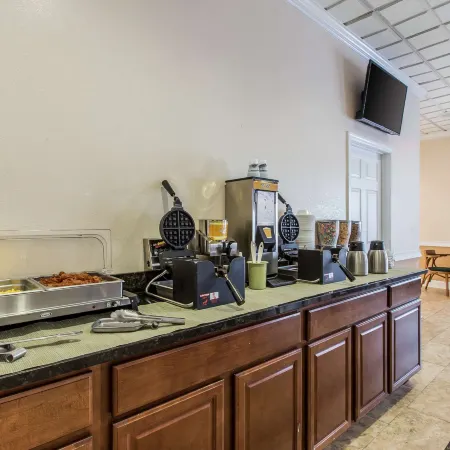 Quality Inn Midtown