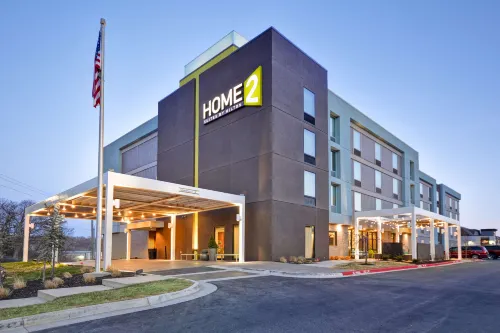 Home2 Suites by Hilton Kansas City KU Medical Center Hotels in Kansas City