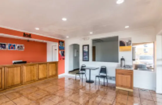 OYO Townhouse Dodge City KS