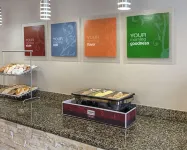 Comfort Suites Near Tanger Outlet Mall - Bữa sáng