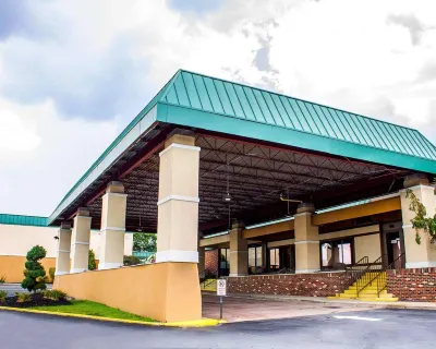 Wilkes-Barre Inn & Suites Các khách sạn ở Wilkes Barre