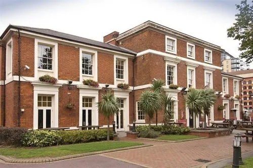 Premier Inn Birmingham City Centre Bridge Street