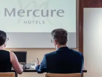 Hôtel Mercure Cergy-Pontoise Centre Hôtels à : Pontoise