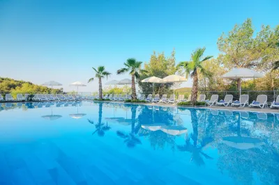 Gava Waterman Milna Resort – All Inclusive Hôtels à : Milna
