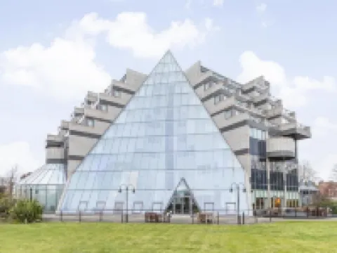 Leonardo Royal Southampton Grand Harbour Hotels in Southampton