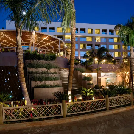 Royal Garden by Isrotel Collection