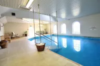 The Rosevine Hotels in Truro